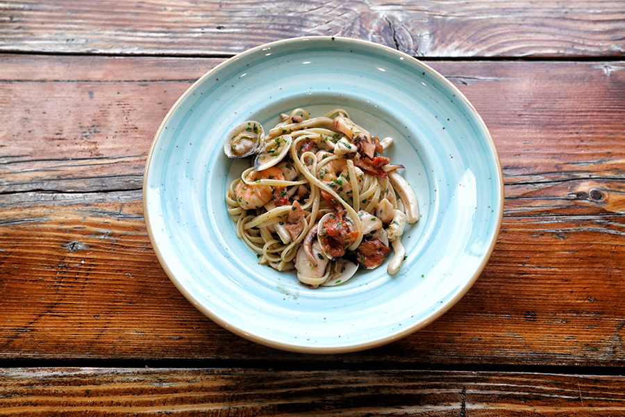 Linguine me Fruta Deti